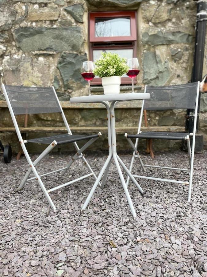Trawsfynydd Stone Cottage エクステリア 写真